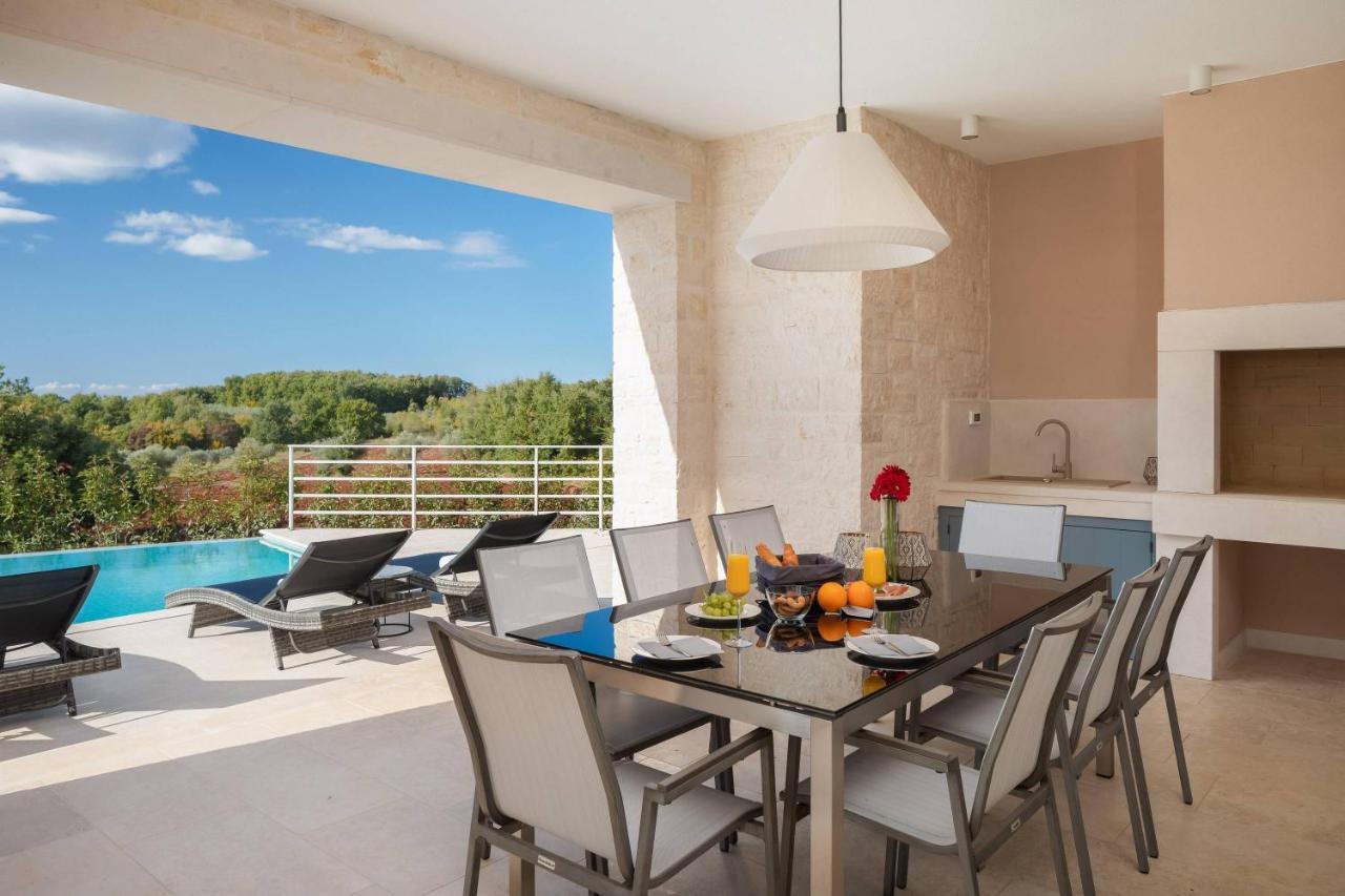 Villa Blanche By Ilc Brtonigla Bagian luar foto